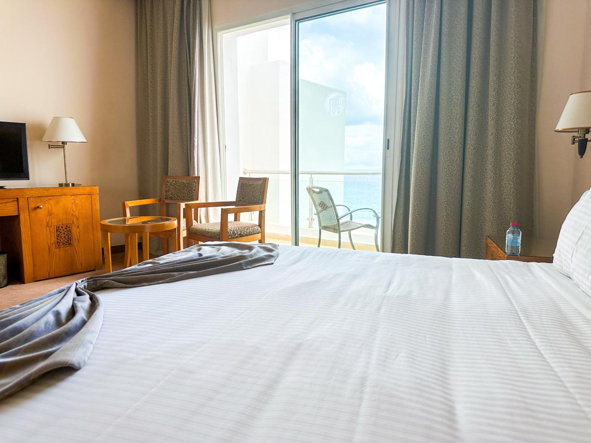 Grand Mogador Sea View & Spa Tangier Exterior photo A room at the hotel
